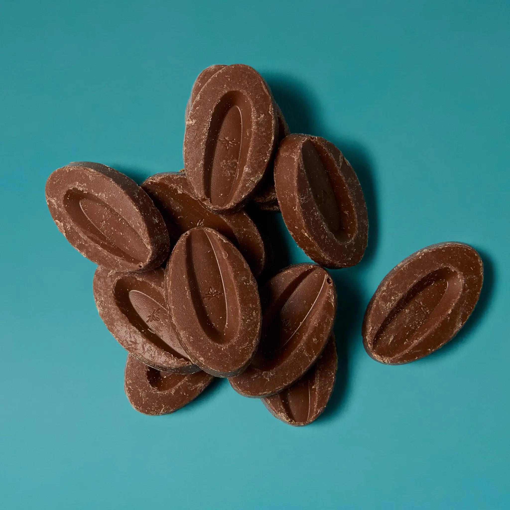 Chocolat JIVARA Lait 40% fève 1kg    VALRHONA - 1