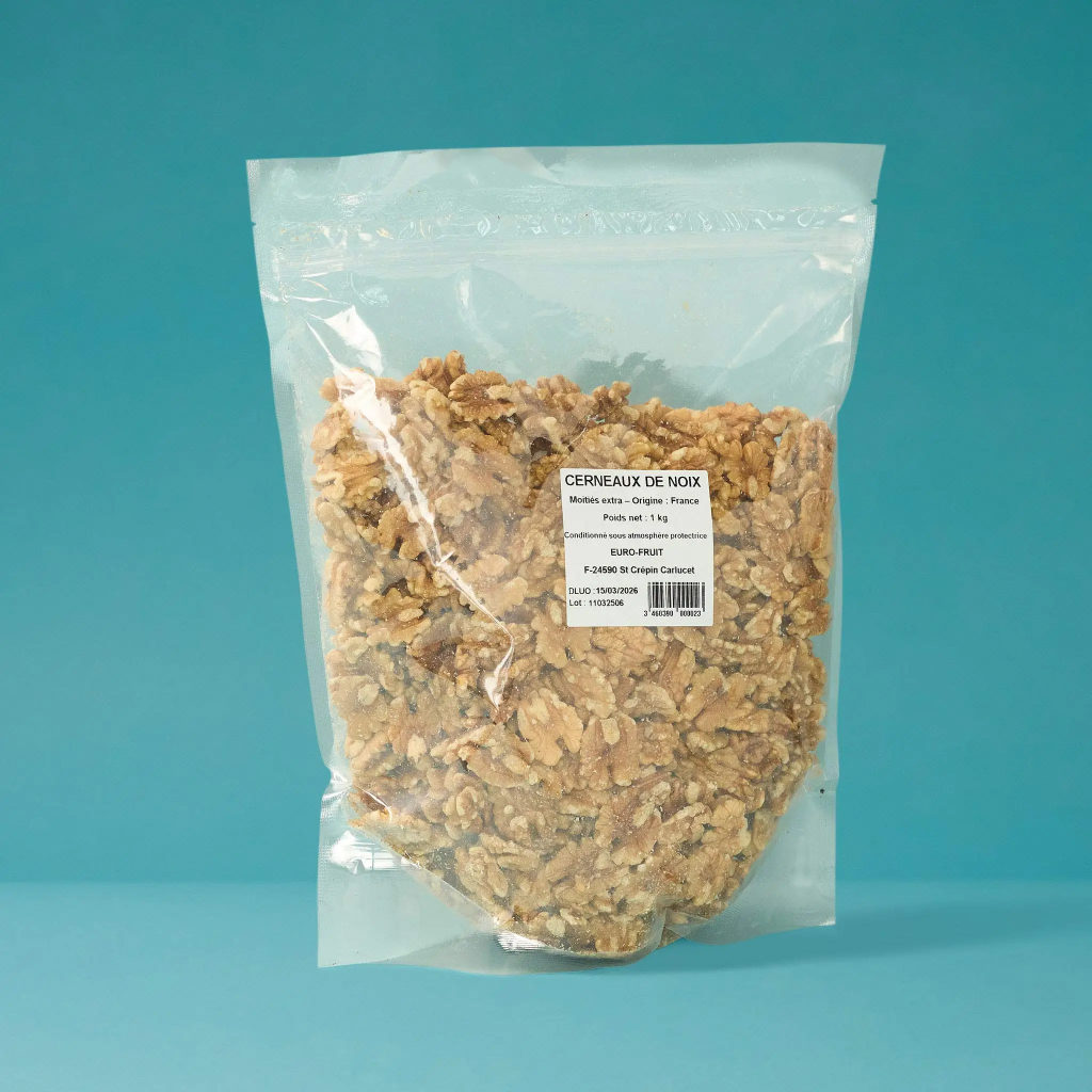 Extra half walnut kernels from France, 1kg