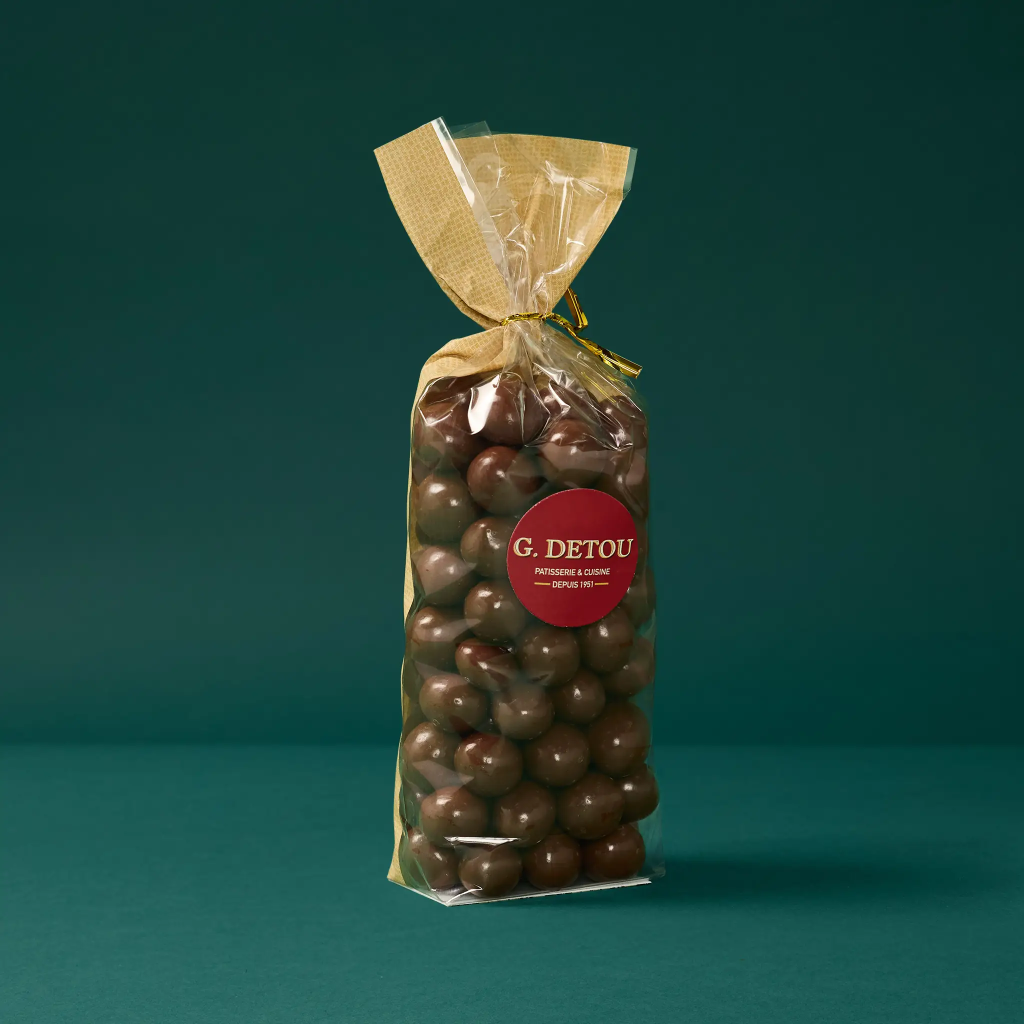 Milk-glazed coated hazelnuts 250g